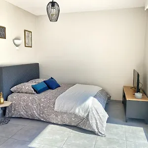 villa-madeleine-residence-services.fr-provencehotel.com/